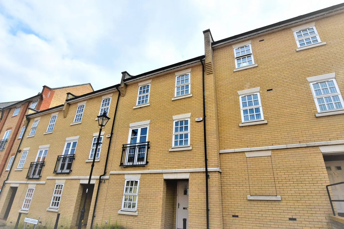 4 bed house to rent — Albany Gardens, Essex, Colchester, CO2 8HQ