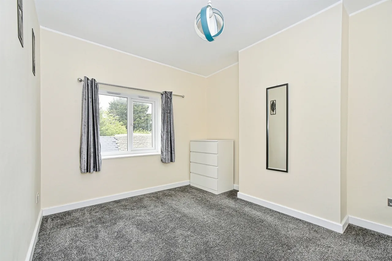 Pat-Yat Cottages, Kemble, GL7, photo 14