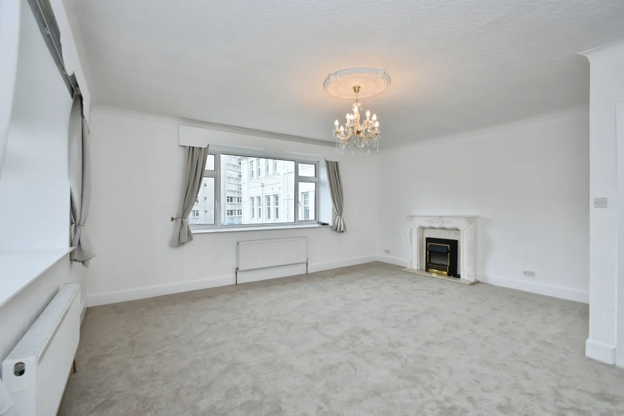 Victoria Road, HG2, photo 9