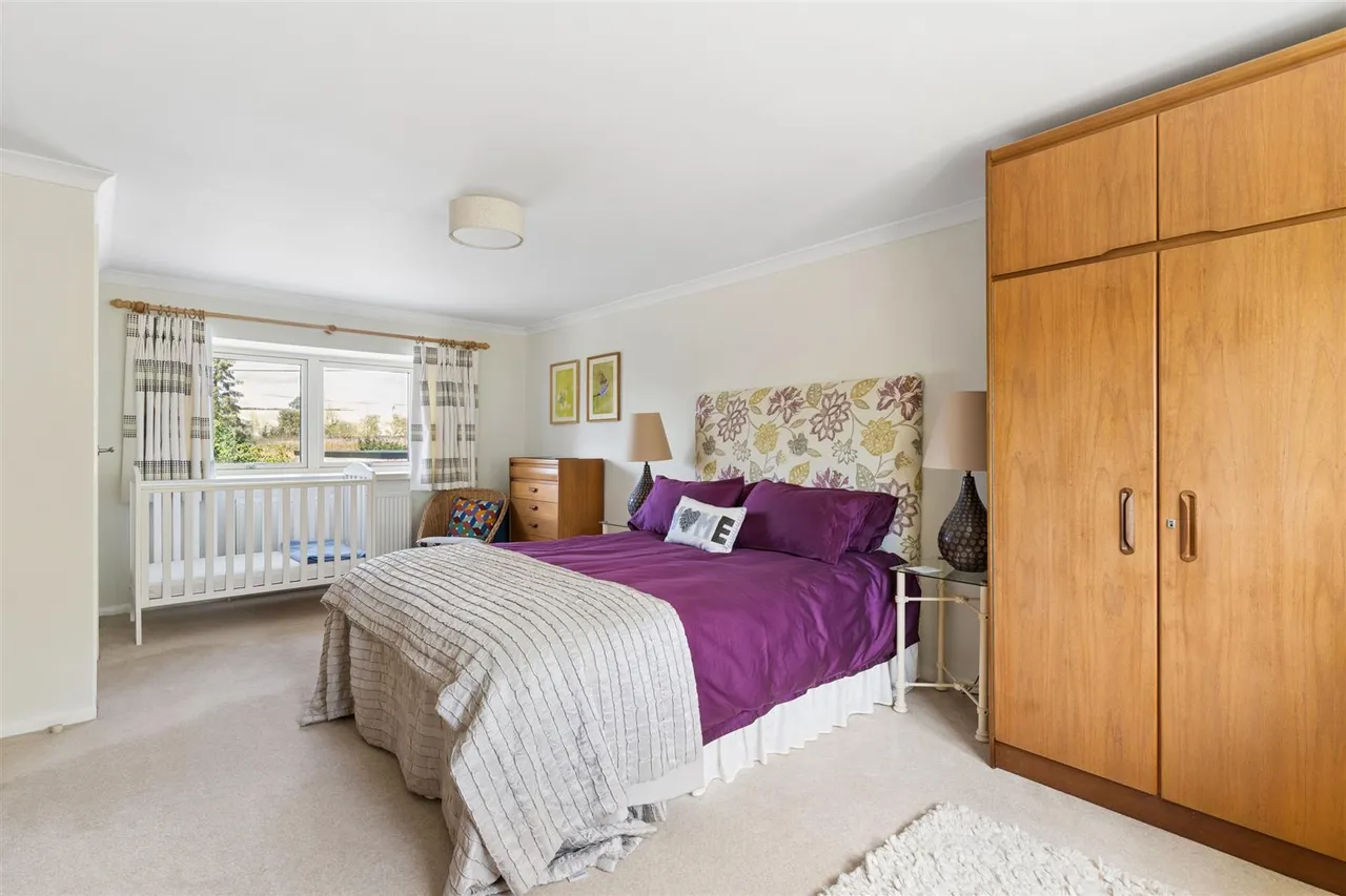 High Street, Haversham, photo 23