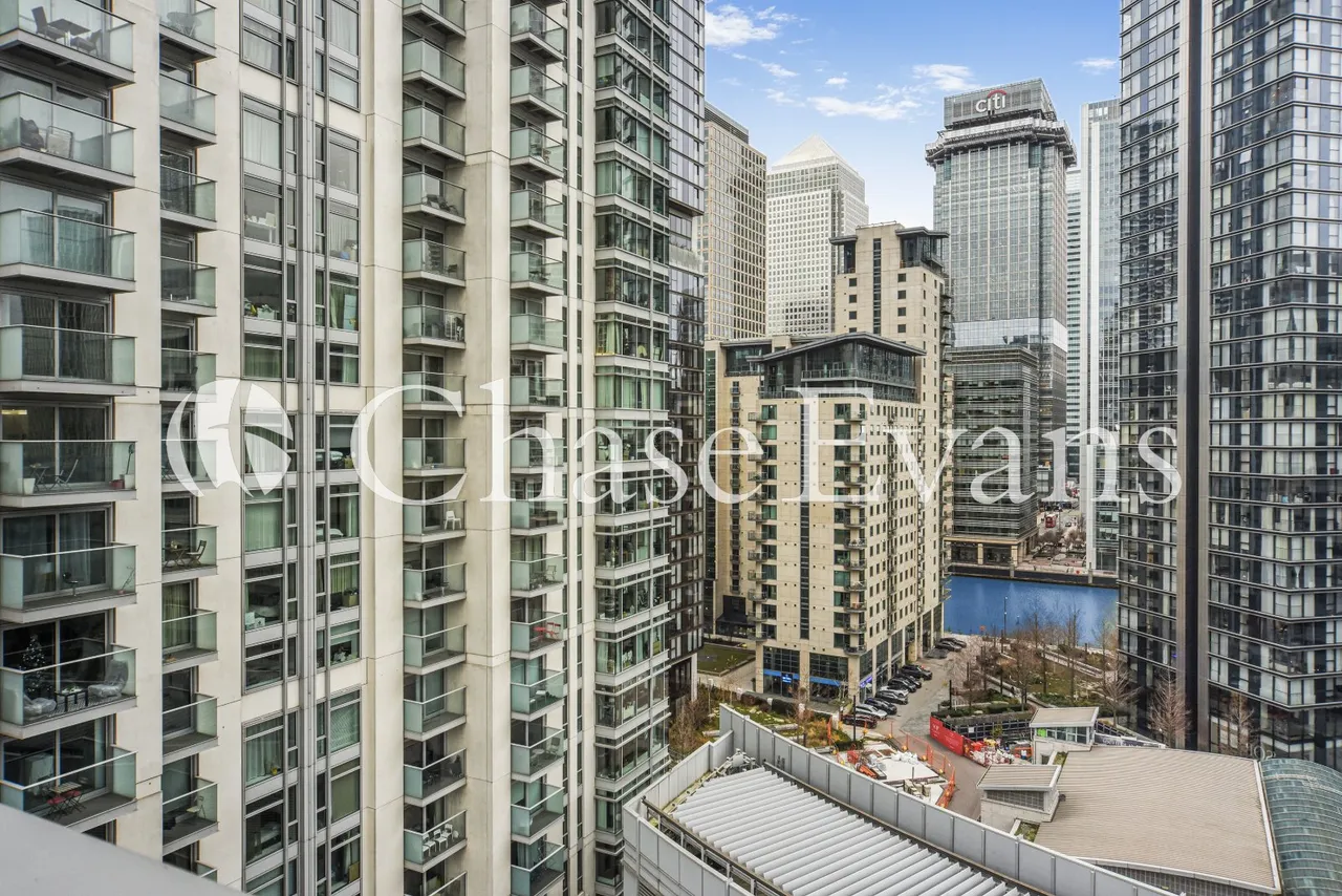 Pan Peninsula, Canary Wharf, E14, photo 9