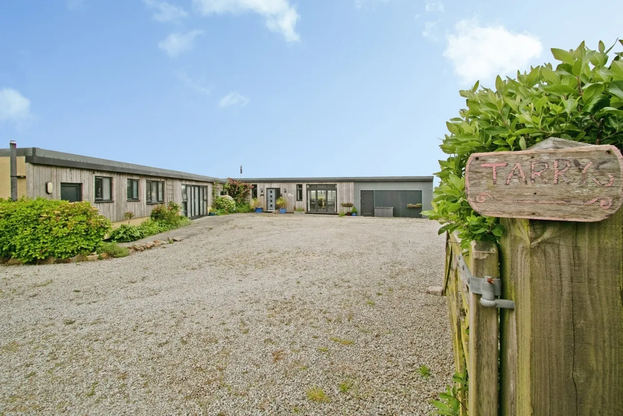 4 bed house for sale, Croft Mitchell, Troon, TR14