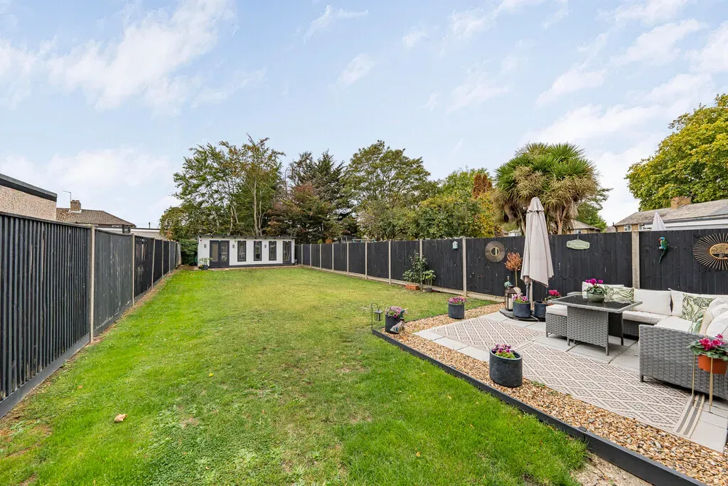 Acacia Avenue, Yiewsley, UB7, photo 12