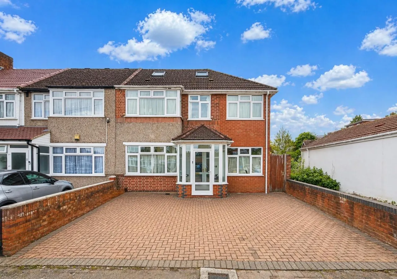 5 bed house for sale, End Terrace, Norwood Green, UB2