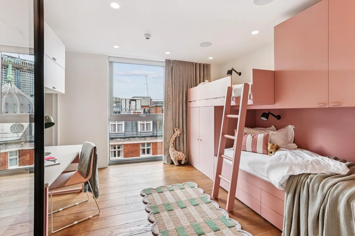 Buckingham Gate, London, SW1E, photo 13