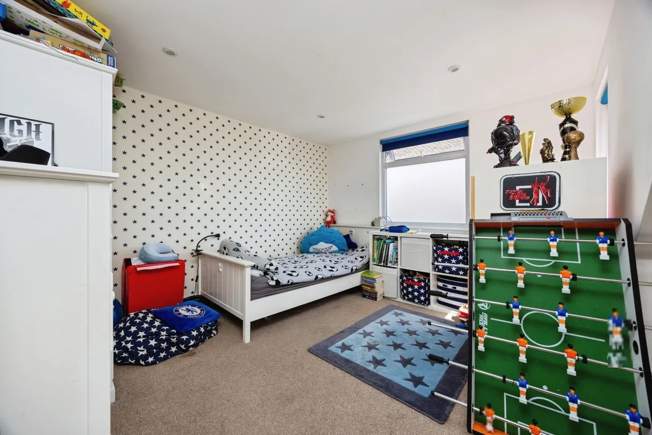 Oak Tree Road, Milford, GU8, photo 16