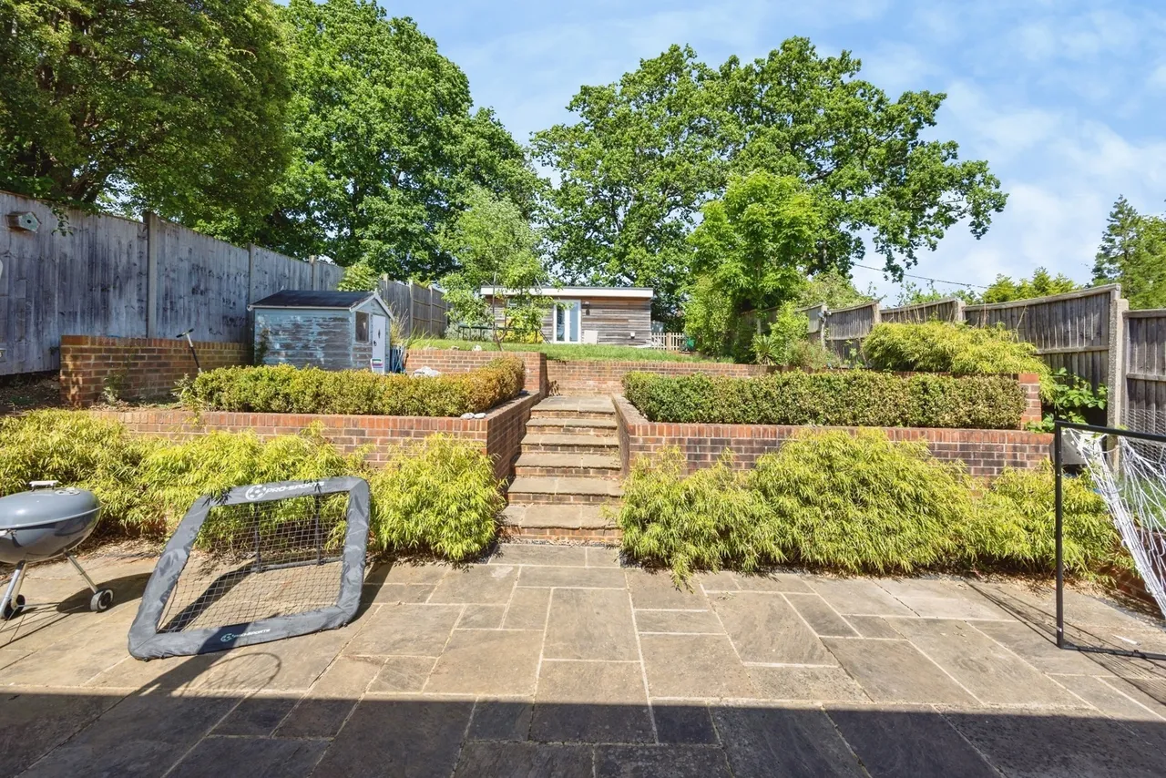 Oak Tree Road, Milford, GU8, photo 6