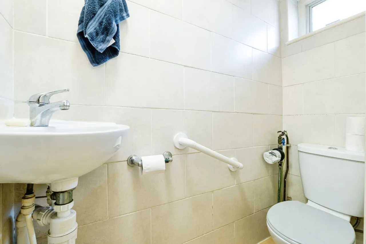 Westmede, Chigwell, IG7, photo 7