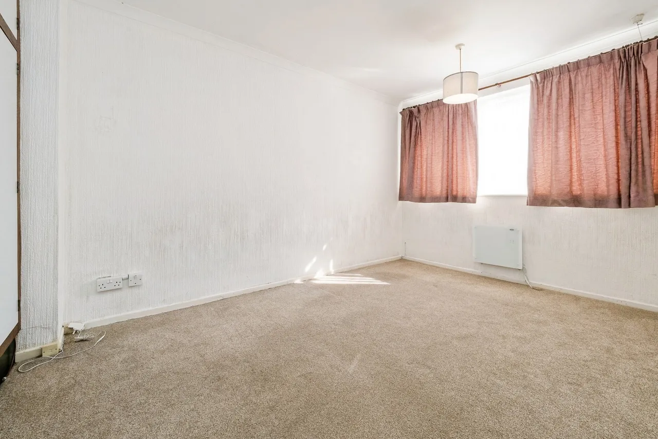 Westmede, Chigwell, IG7, photo 16