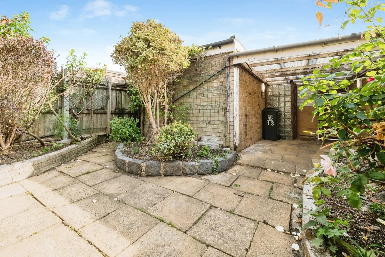 Westmede, Chigwell, IG7, photo 6
