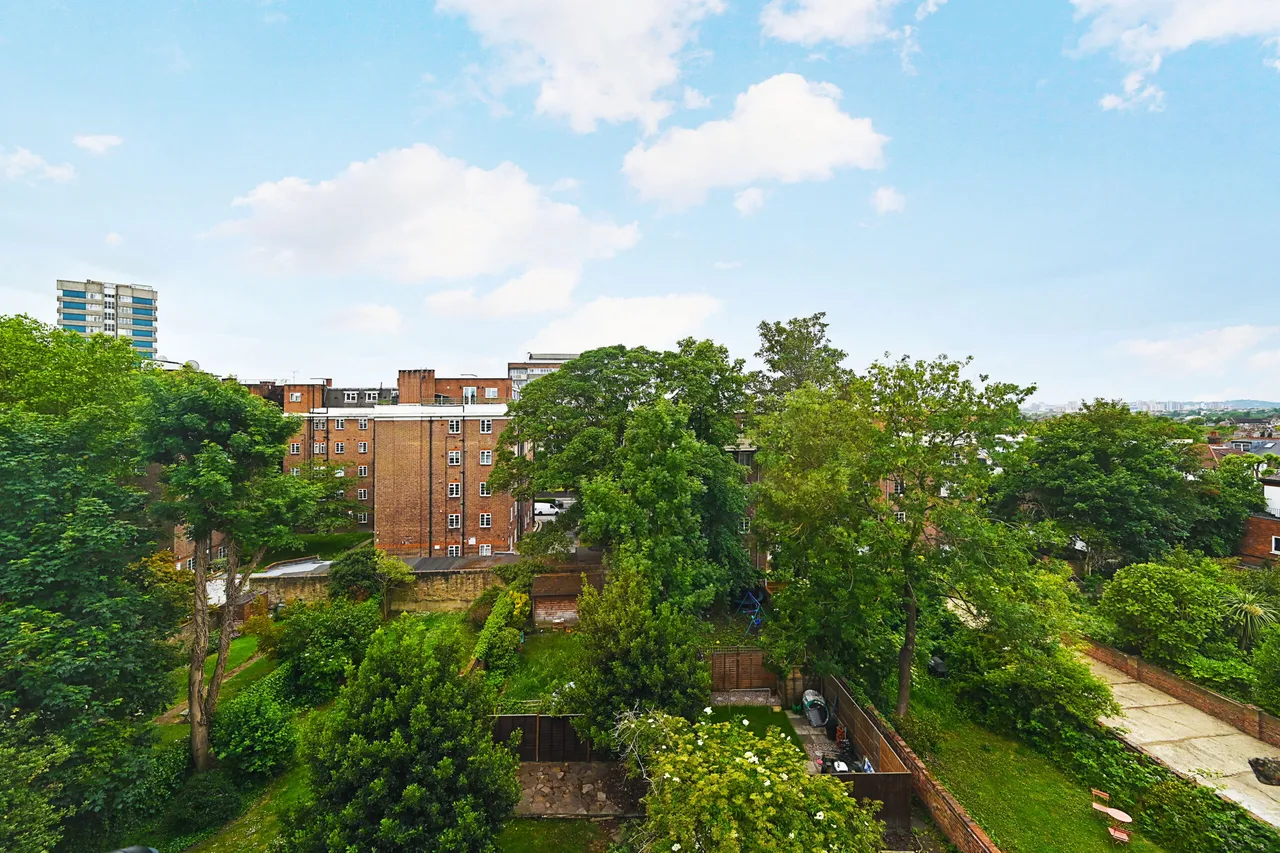 Fordwych Road, London, NW2, photo 6