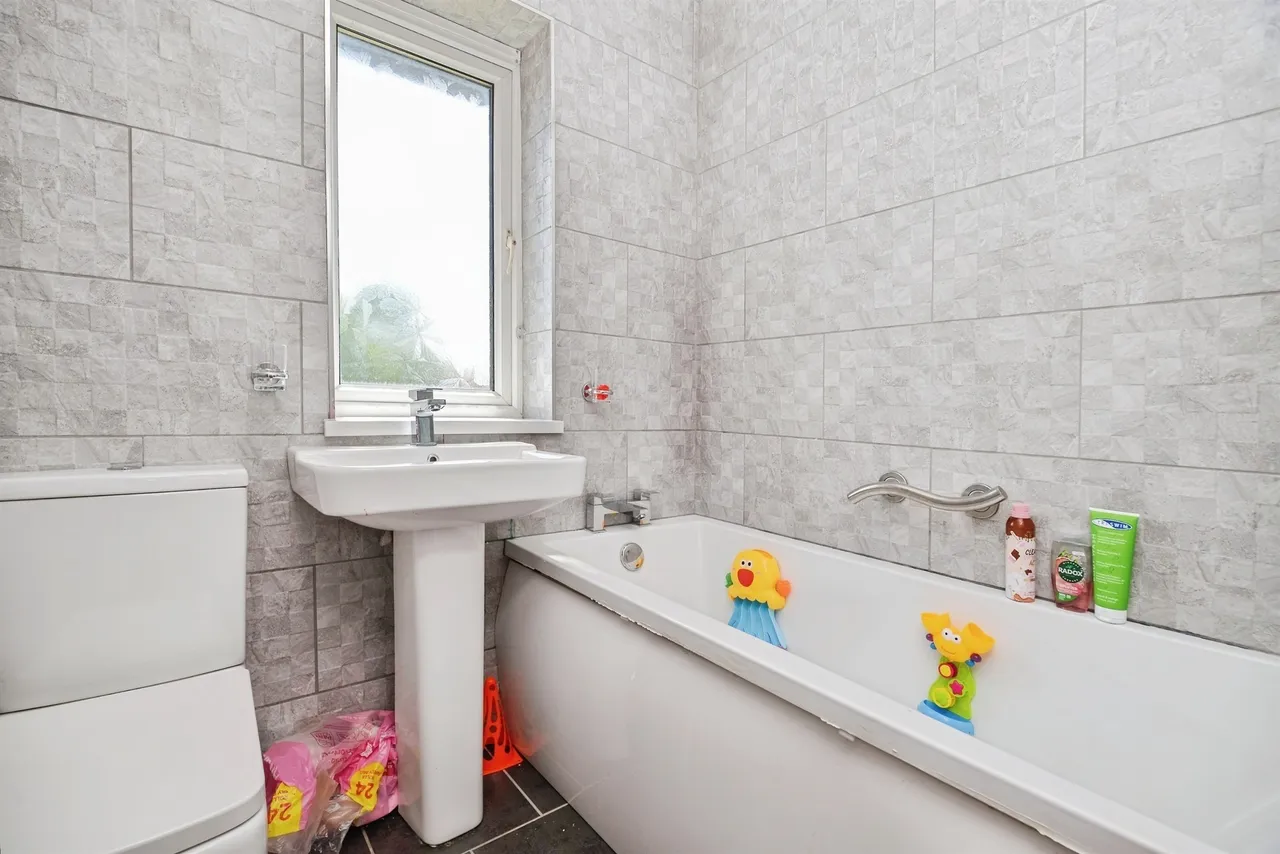 Lawnswood Road, Middlesbrough, TS3, photo 14