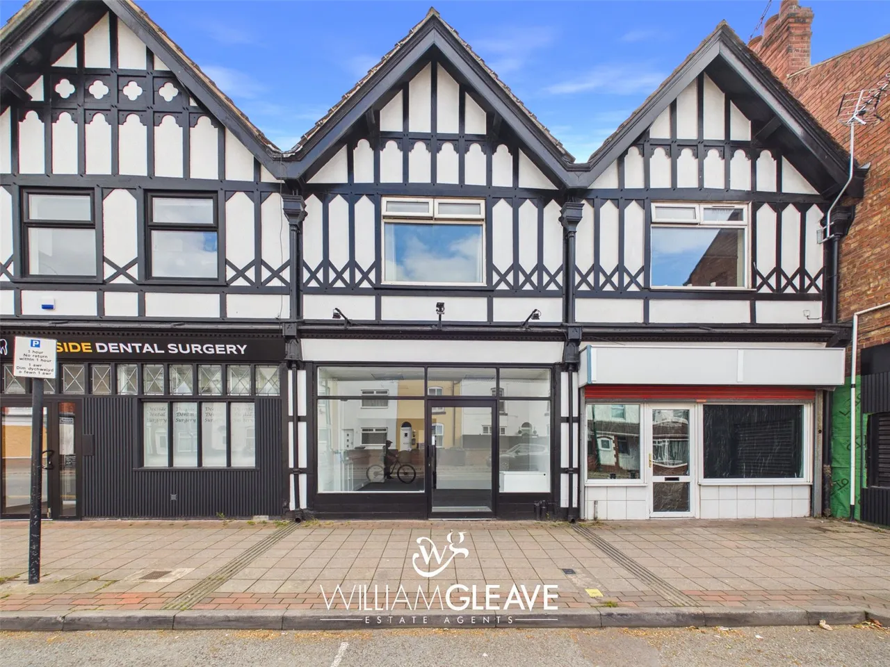 2 bed flat for sale — High Street, Connah's Quay, Deeside, Flintshire, CH5 4DD