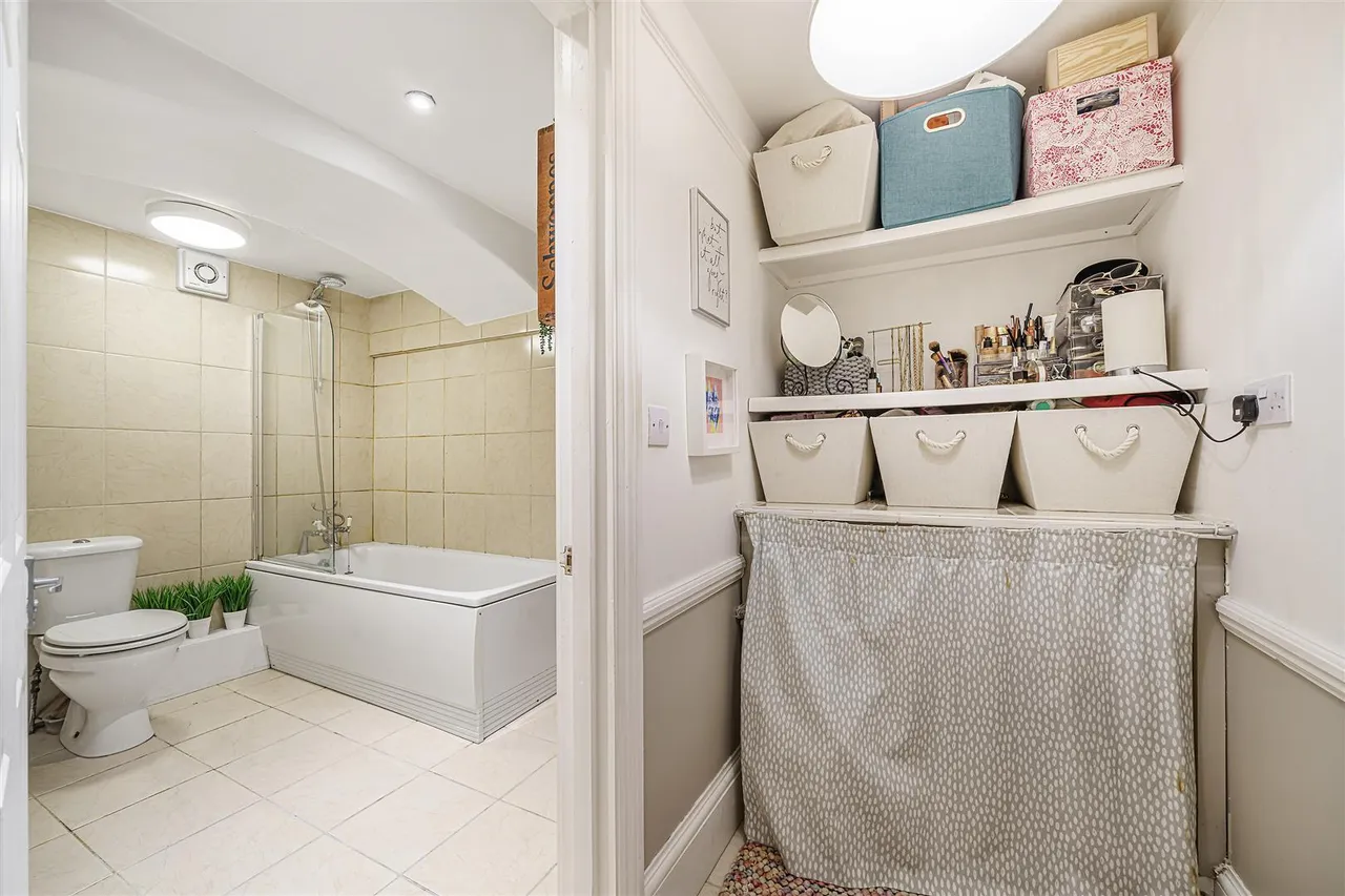 High Street, Penge, SE20, photo 6