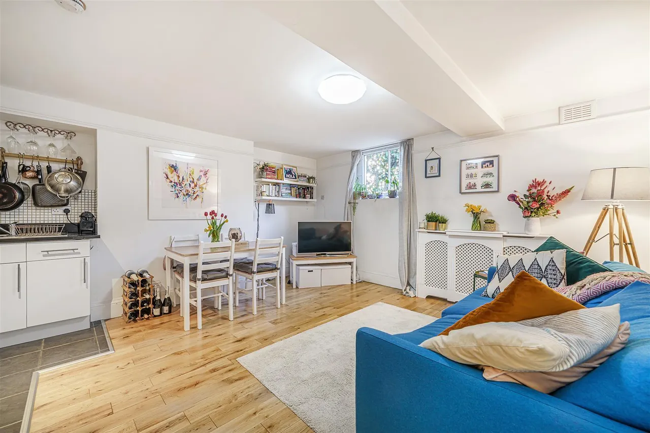 High Street, Penge, SE20, photo 2