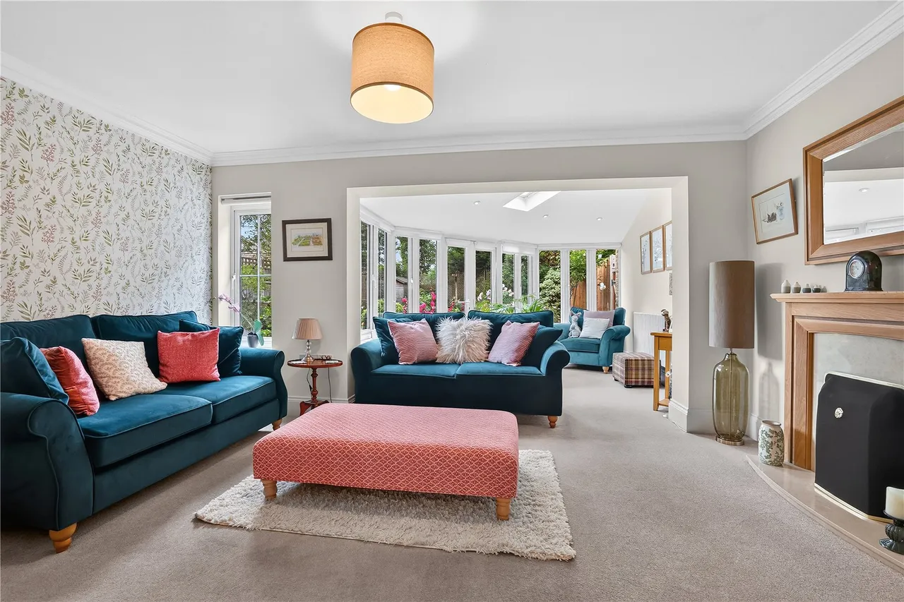 Snowdrop Way, Bisley, GU24, photo 4