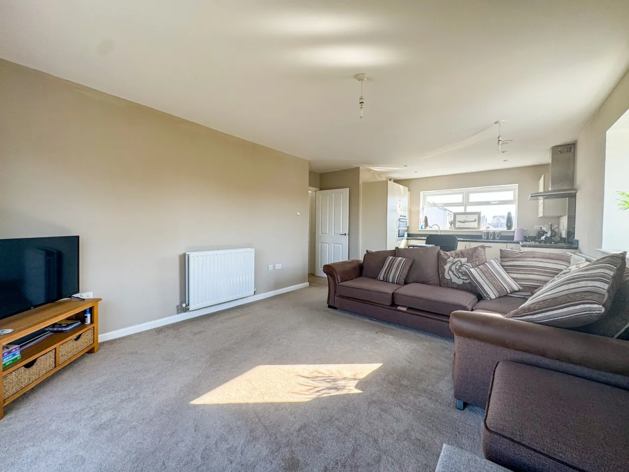 Wood Street, Patchway, BS34, photo 4