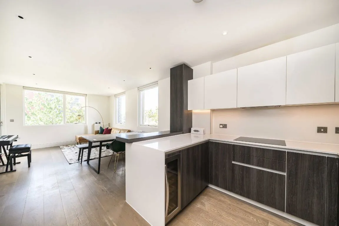 Queenshurst Square, KT2, photo 4