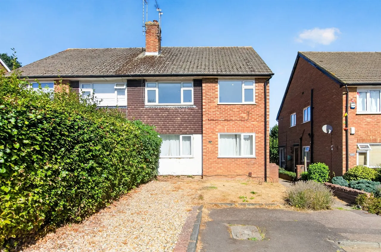 2 bed flat for sale — Riverford Close, Harpenden