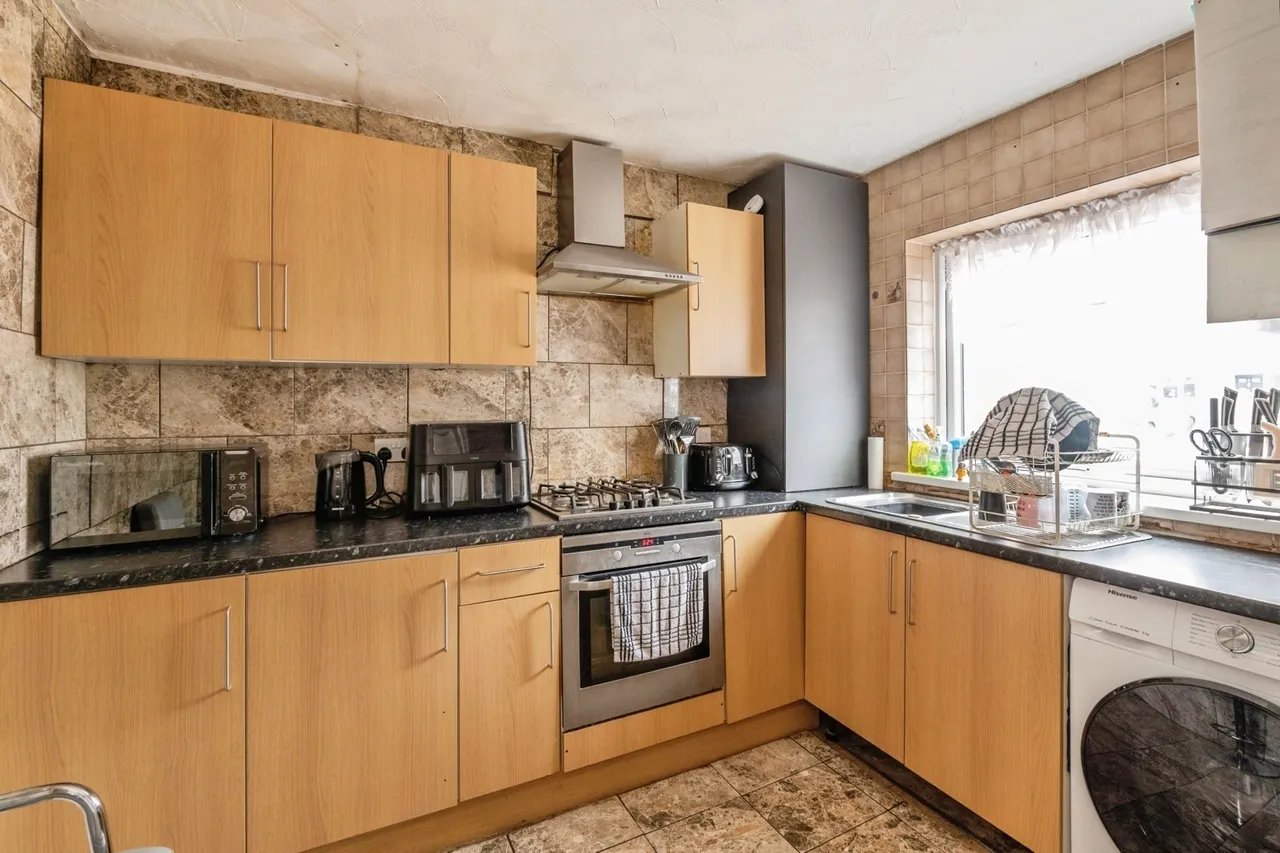 Maytree Close, Rainham, RM13, photo 16