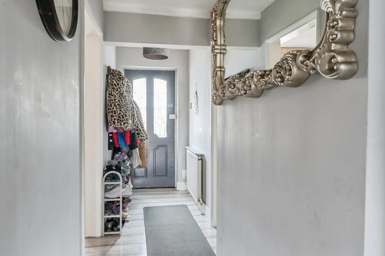 Maytree Close, Rainham, RM13, photo 18
