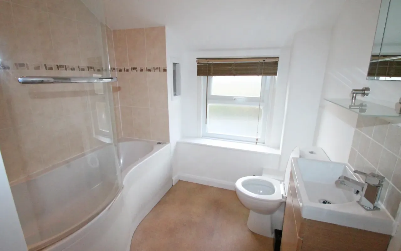 Howbury Street, Bedford, photo 6