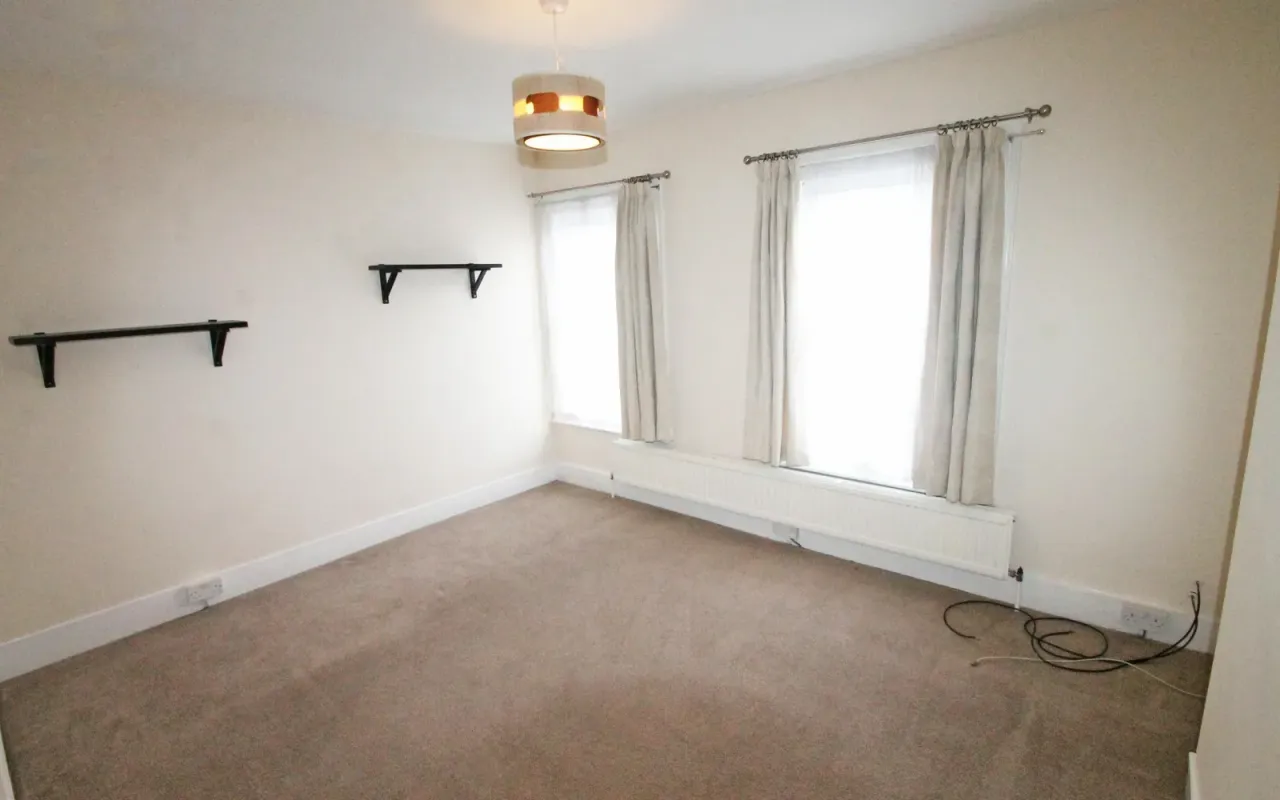 Howbury Street, Bedford, photo 2