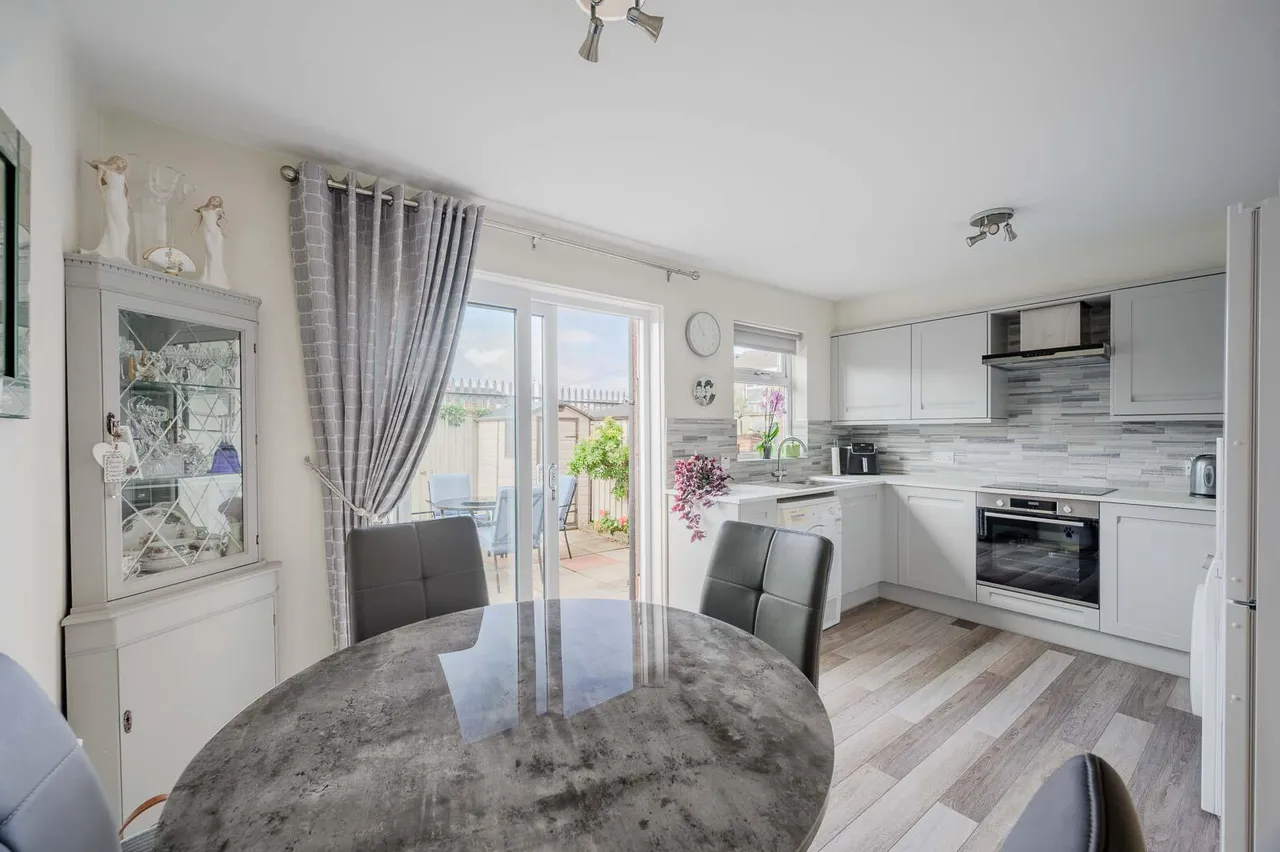 Spencer Street, holywood, BT18, photo 8