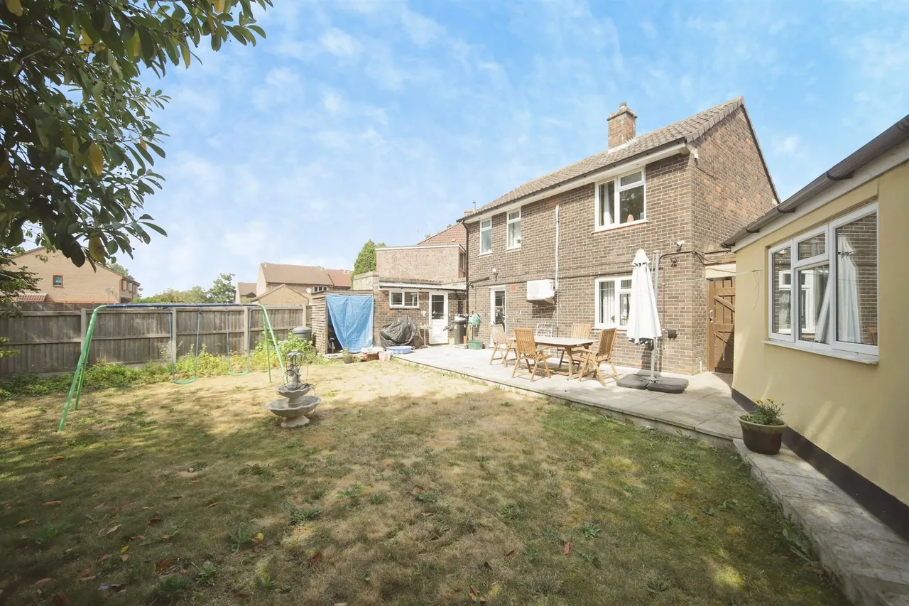 Leycroft Grove, Taunton, TA1, photo 18