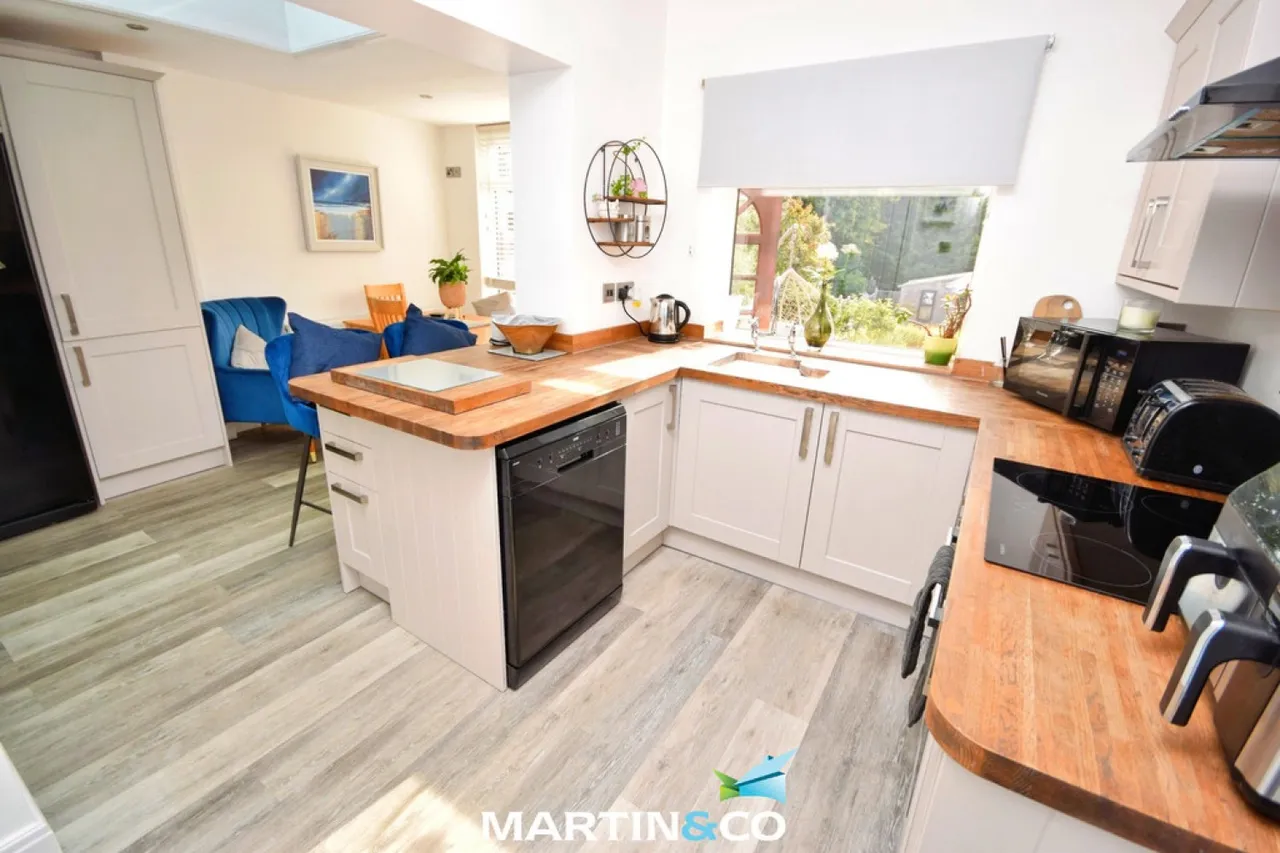 Arundel Crescent, Solihull, West Midlands, photo 2
