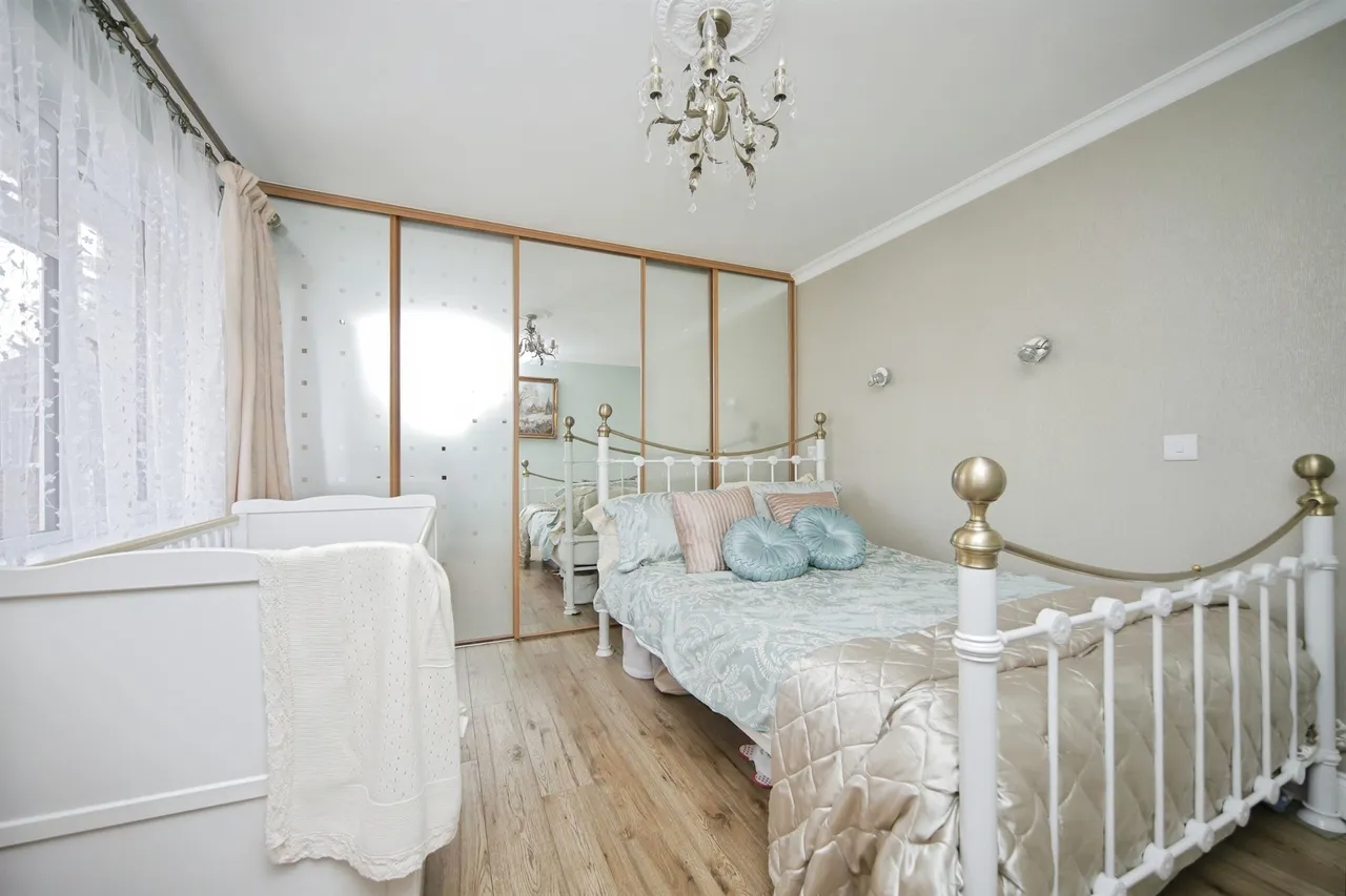 Leycroft Grove, TAUNTON, photo 9