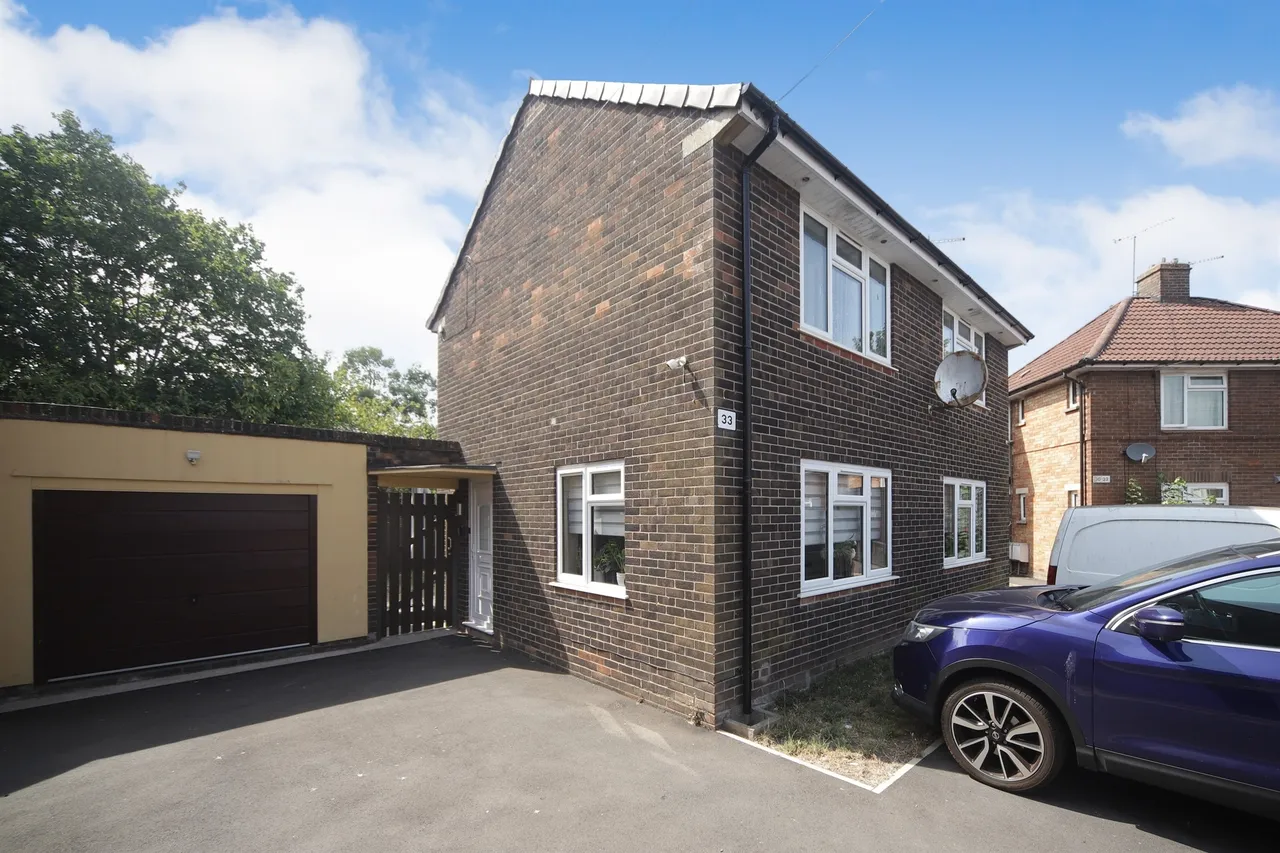 3 bed house for sale — Leycroft Grove, TAUNTON