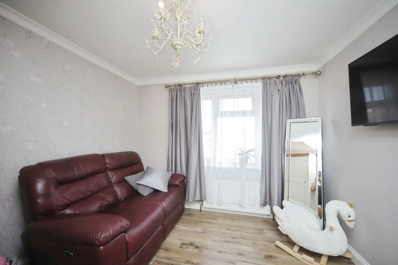 Leycroft Grove, TAUNTON, photo 7