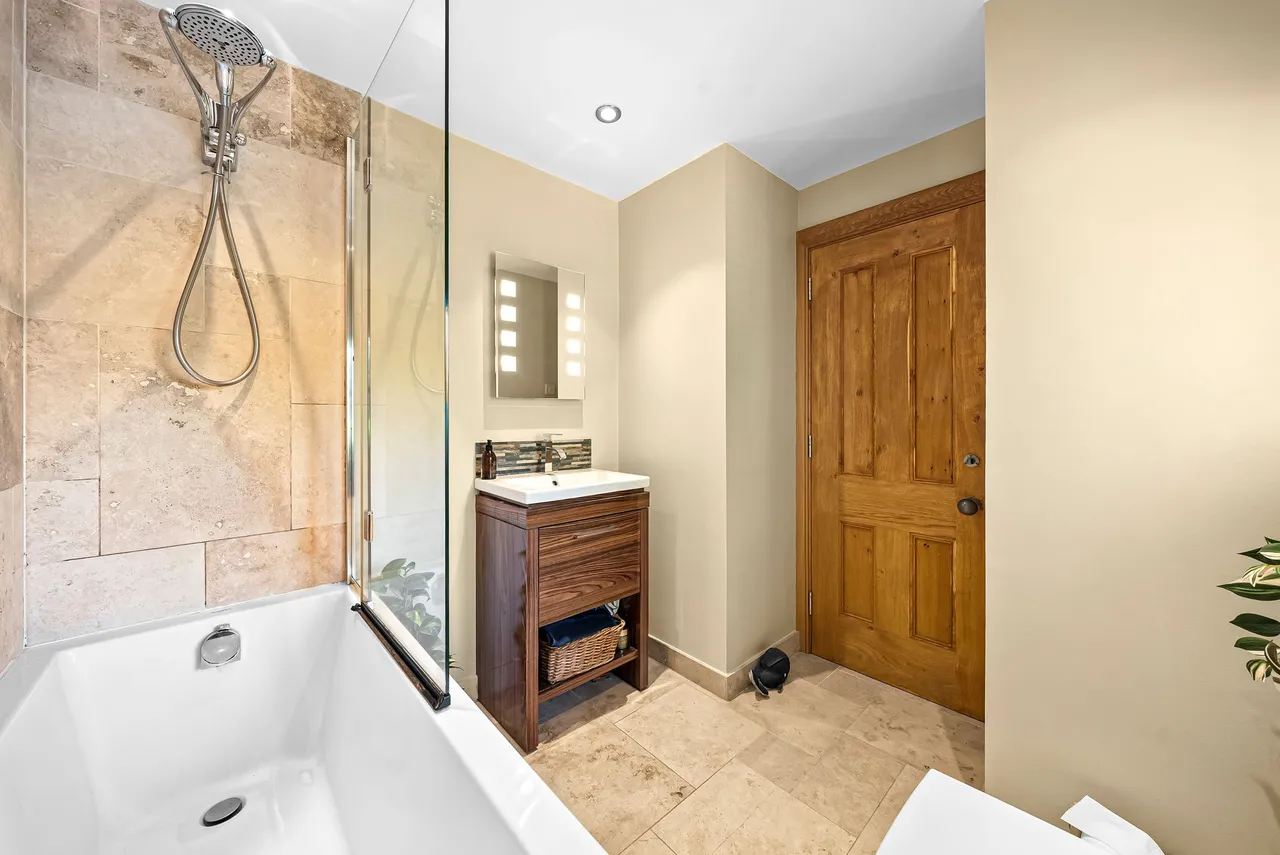 Laburnum House, Shaw Mills, HG3, photo 51