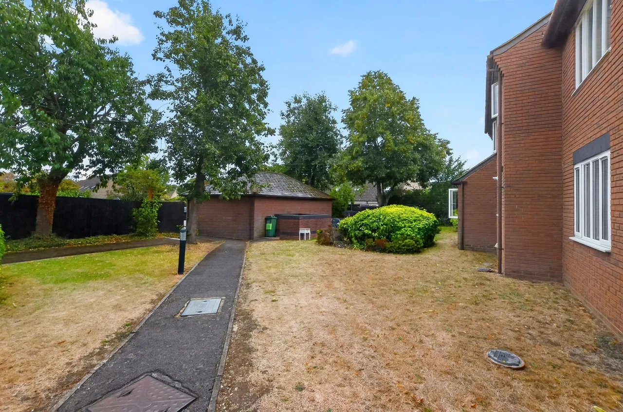 Stonecross Road, Hatfield, photo 10