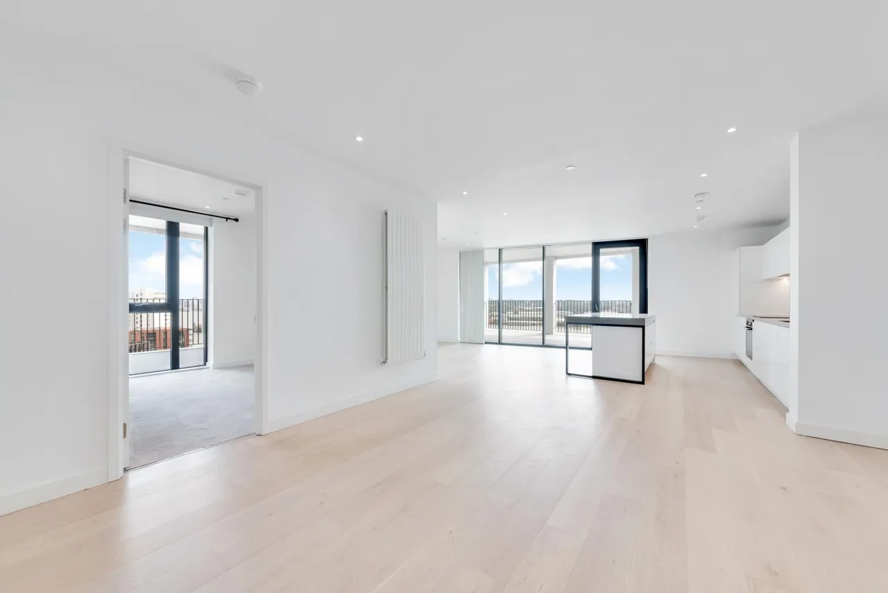 Pinnacle House, Royal Wharf, E16, photo 5