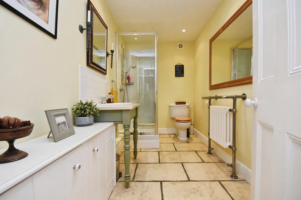 The Street, Halstead, CO9, photo 14