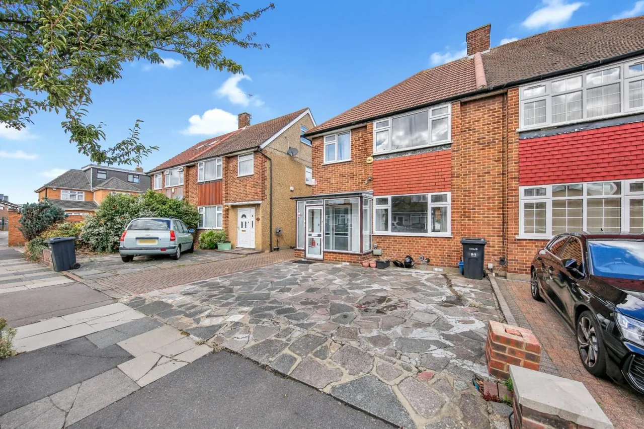 Tendring Way, Chadwell Heath, RM6, photo 27