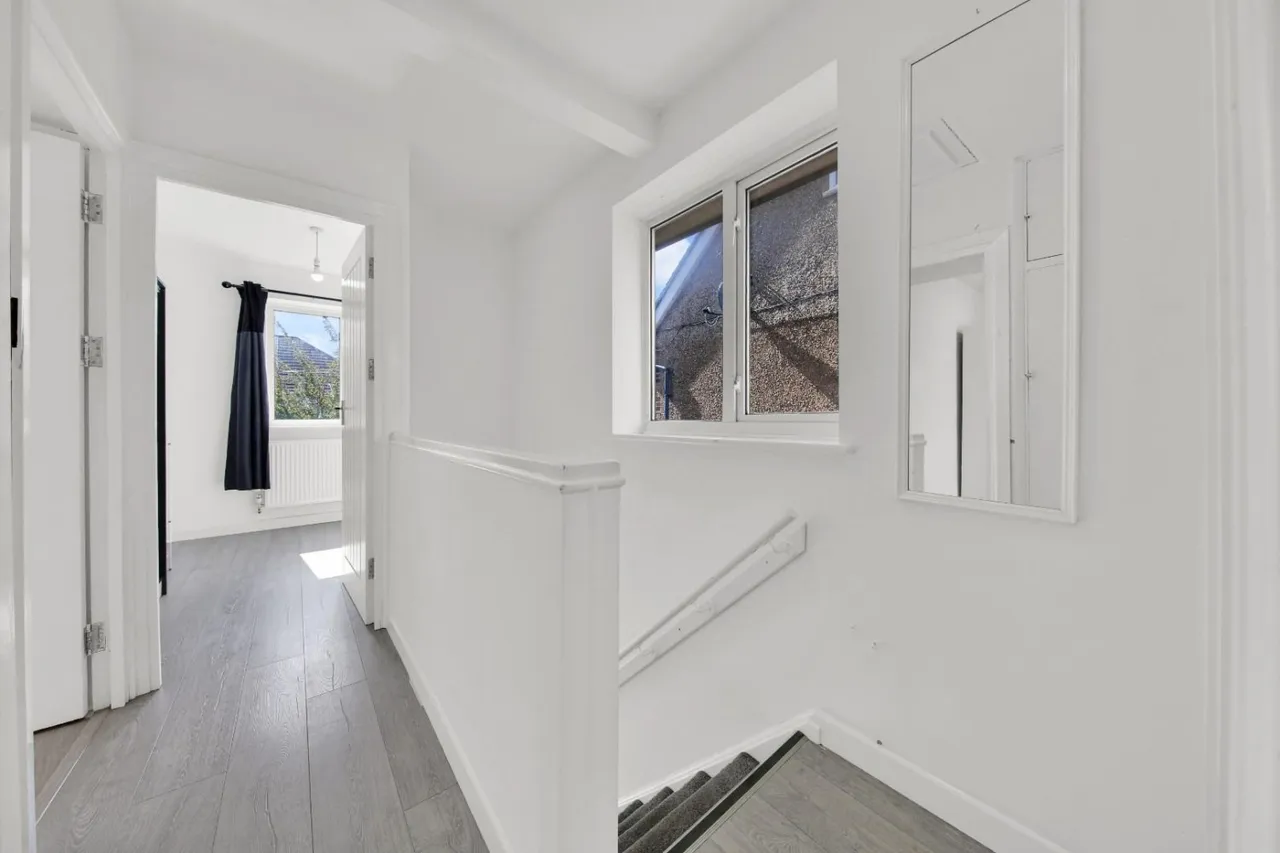 Tendring Way, Chadwell Heath, RM6, photo 17
