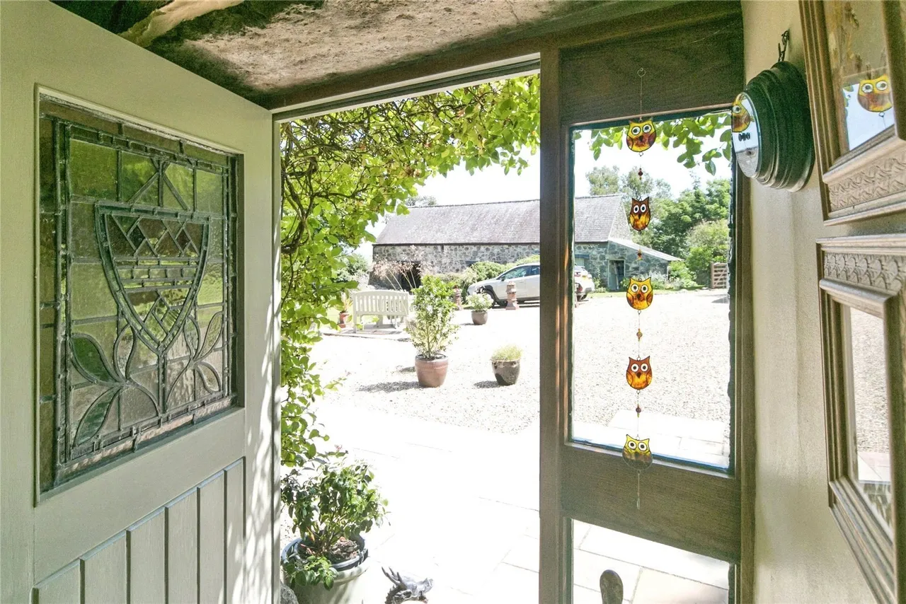 Near Rhydyclafdy, Pwllheli, LL53, photo 34