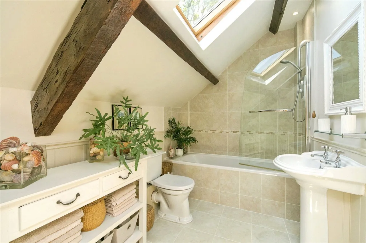 Near Rhydyclafdy, Pwllheli, LL53, photo 12