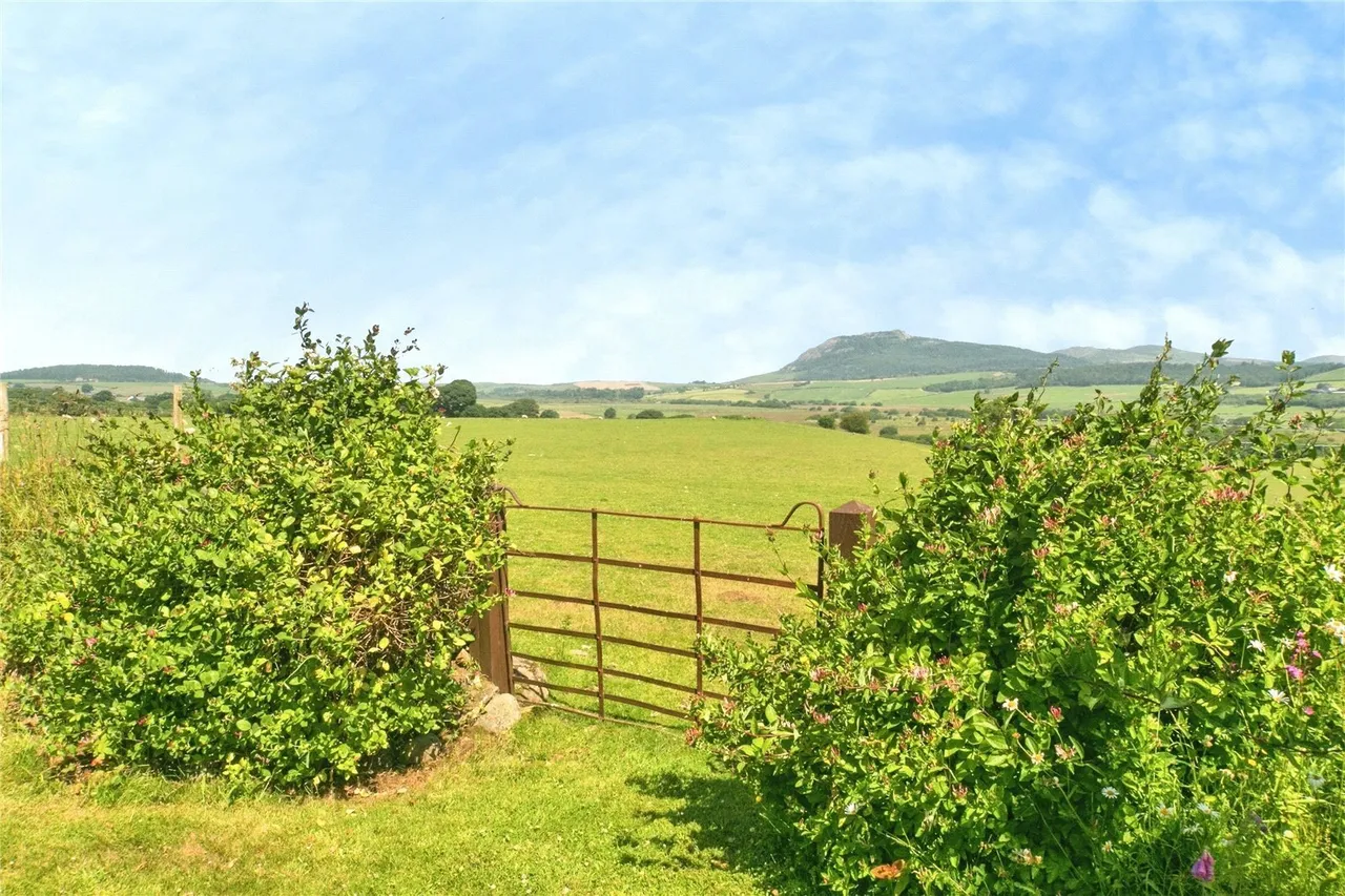 Near Rhydyclafdy, Pwllheli, LL53, photo 25
