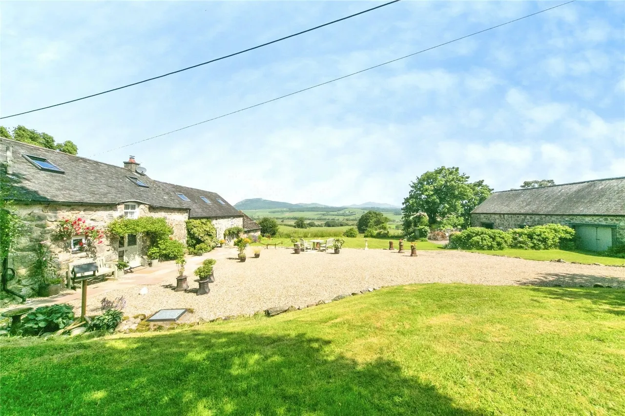 Near Rhydyclafdy, Pwllheli, LL53, photo 28