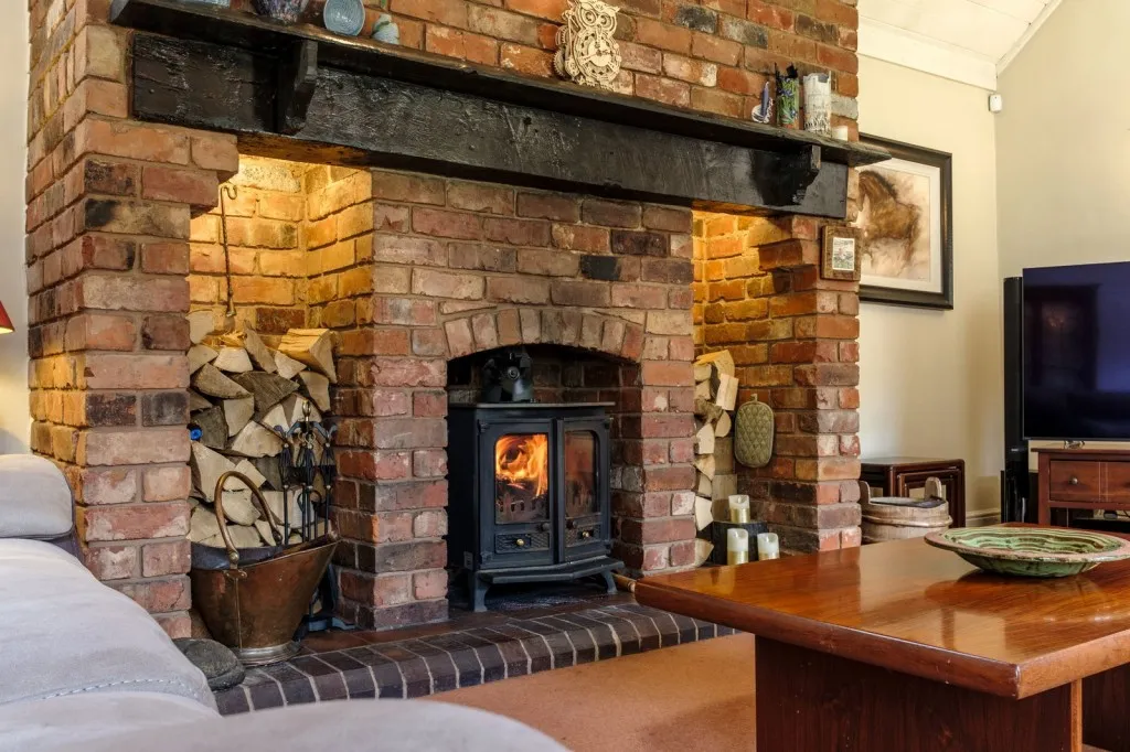 The Old Dairy, Wood Farm Court, NG11, photo 5