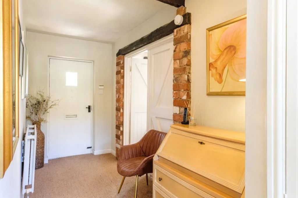 The Old Dairy, Wood Farm Court, NG11, photo 7