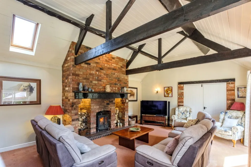 The Old Dairy, Wood Farm Court, NG11, photo 4
