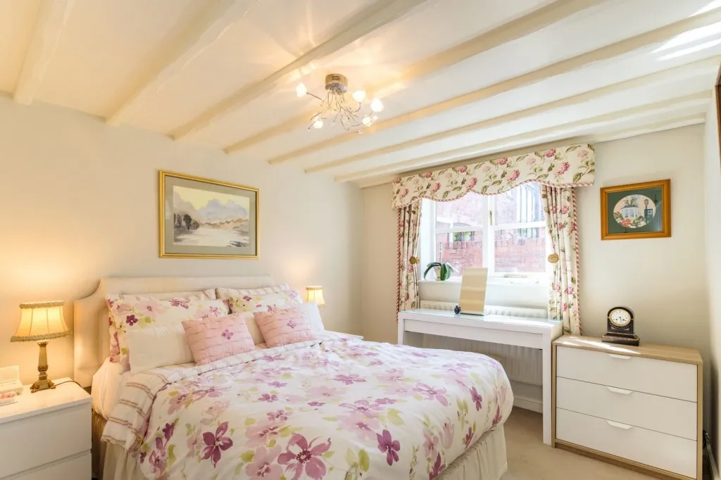The Old Dairy, Wood Farm Court, NG11, photo 10