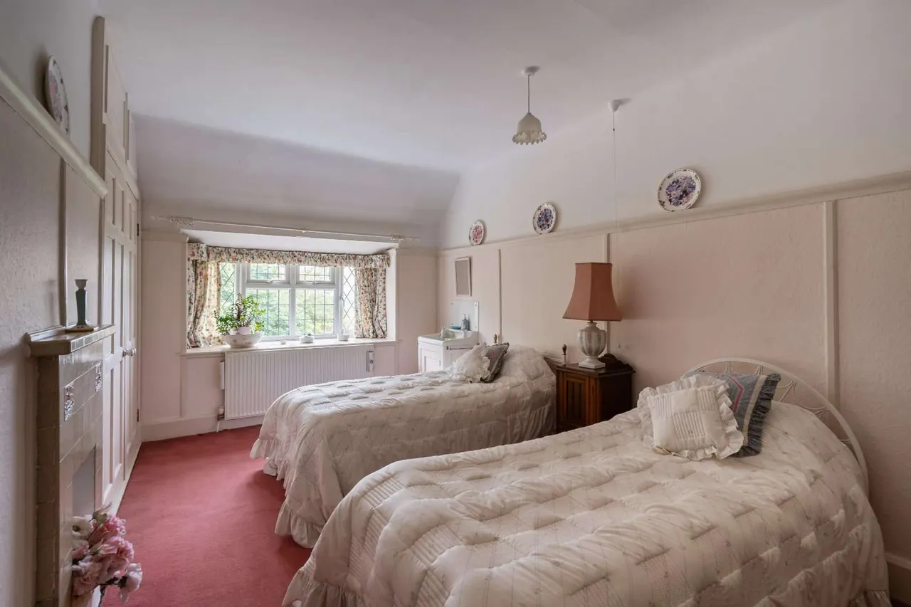 Knole Park, Almondsbury, South Gloucestershire, BS32 4BS, photo 9