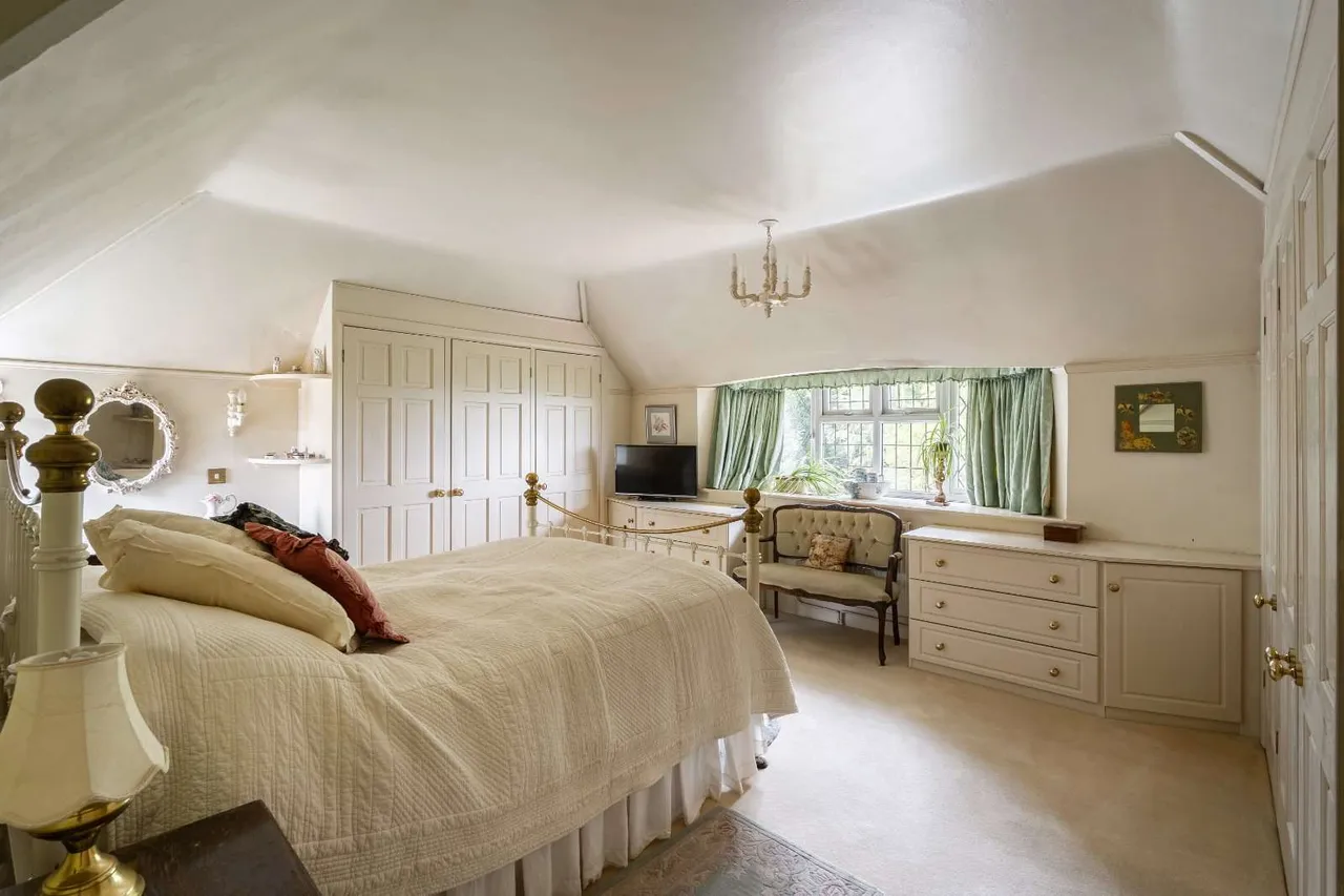 Knole Park, Almondsbury, South Gloucestershire, BS32 4BS, photo 8