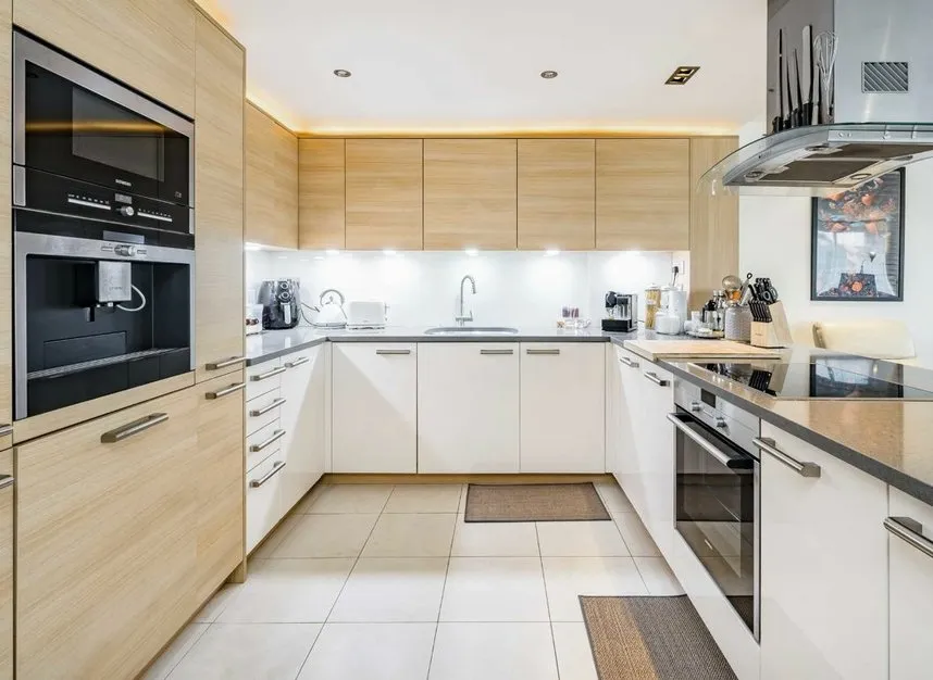 Townmead Road, Imperial Wharf, SW6, photo 4